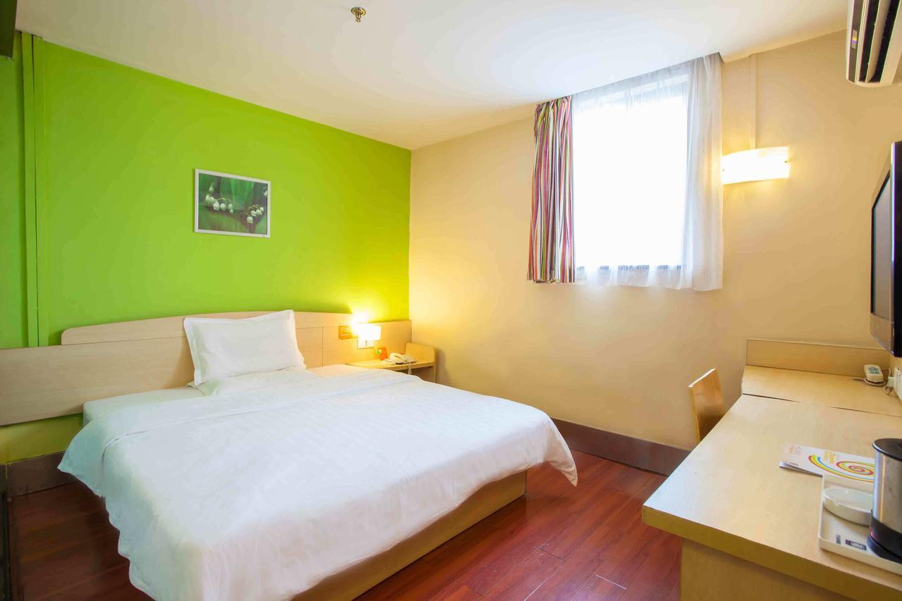 7Days Inn Deyang Wenmiao Square Szoba fotó